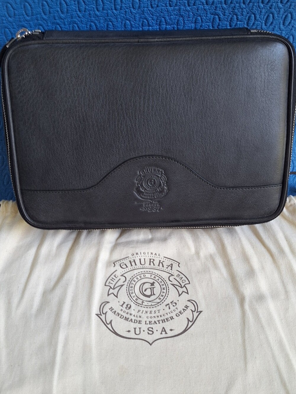 Ghurka Grooming Case in black Leather .Heand Crafted In USA. New